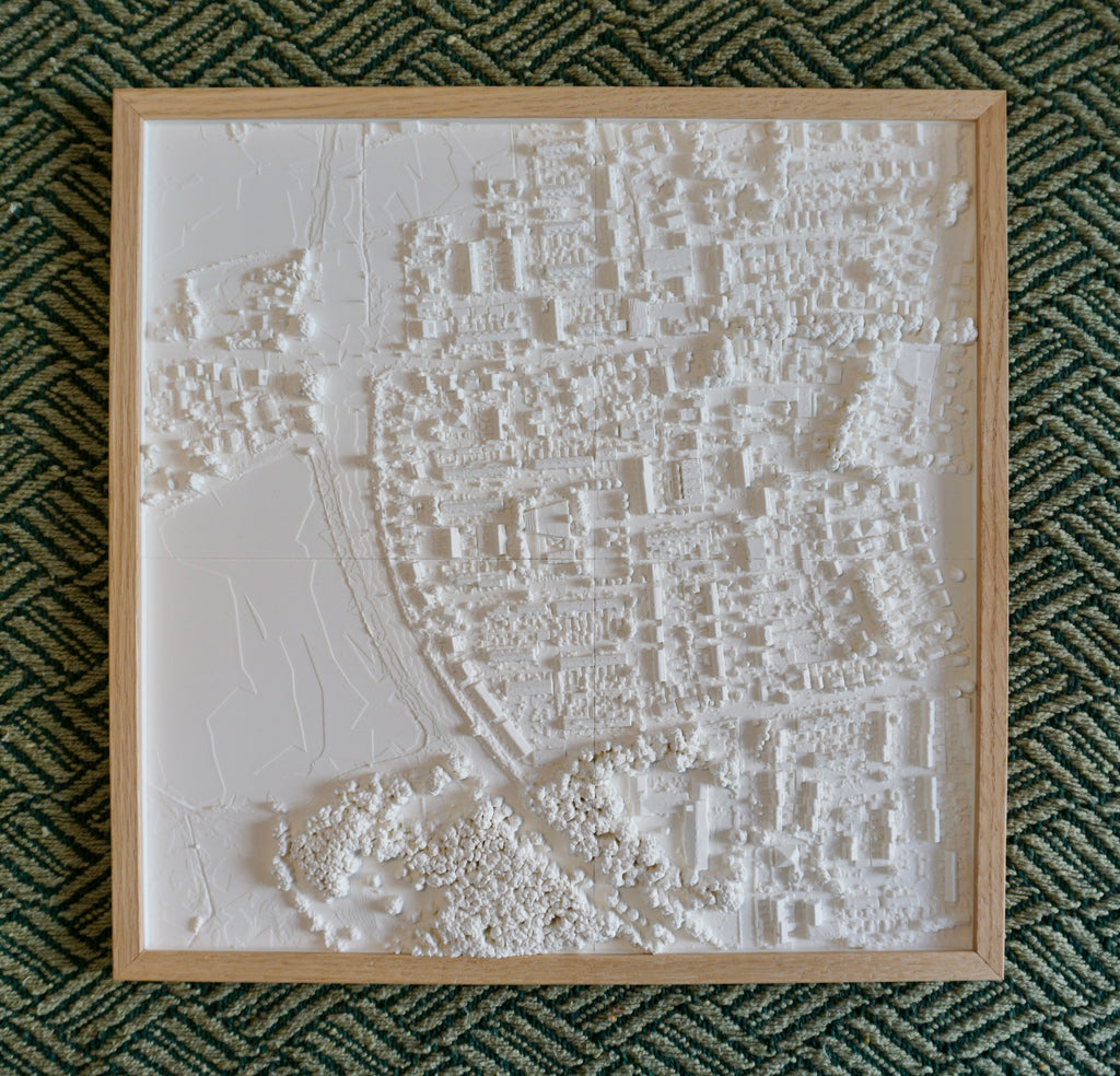 Personalized 3D map | Includes frame | Choose your own location